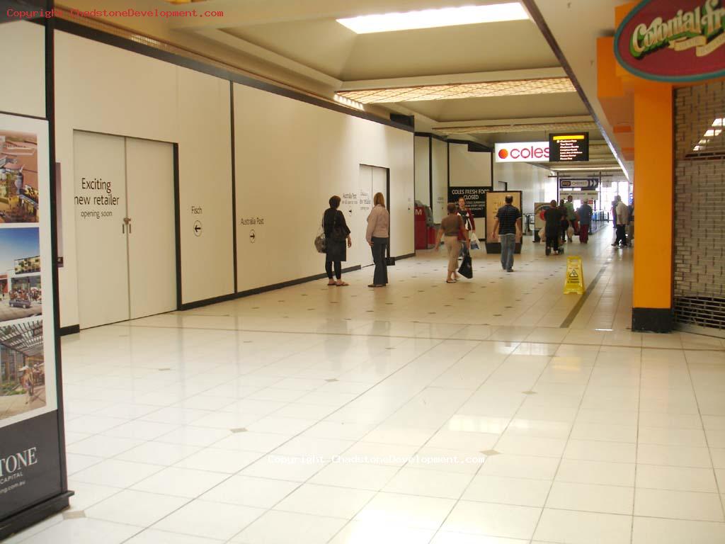 Expanses of temporary walls at Chadstone - Chadstone Development Discussions