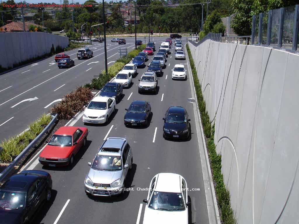 Heavy congestion on Middle Road Christmas 2009 - Chadstone Development Discussions